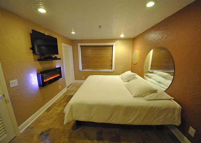 Hyde Park Hotel