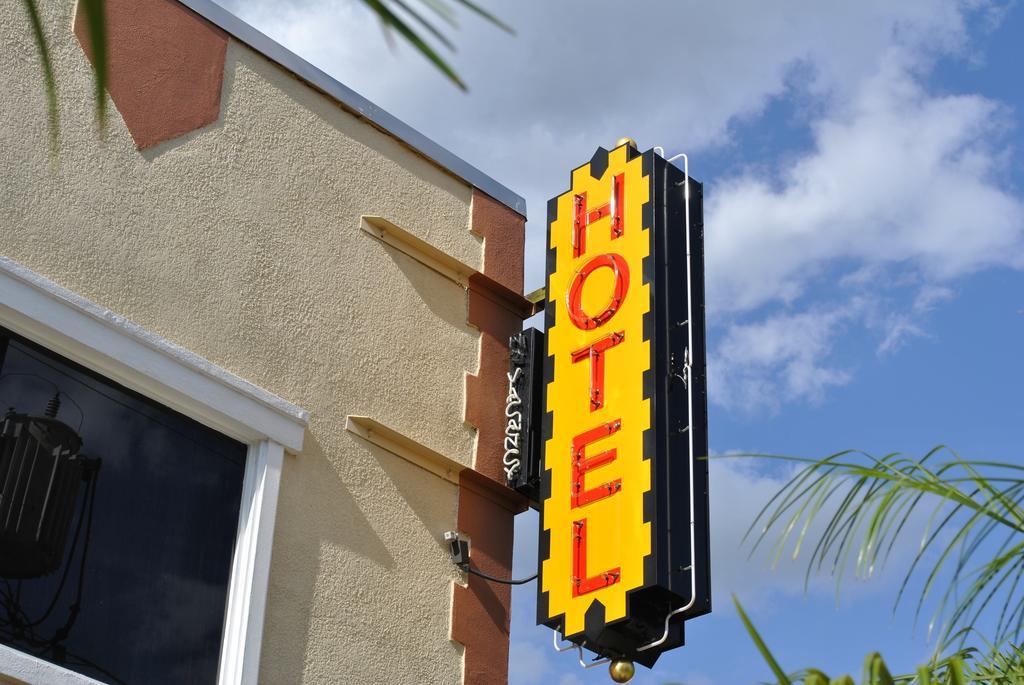 Hyde Park Hotel 3*